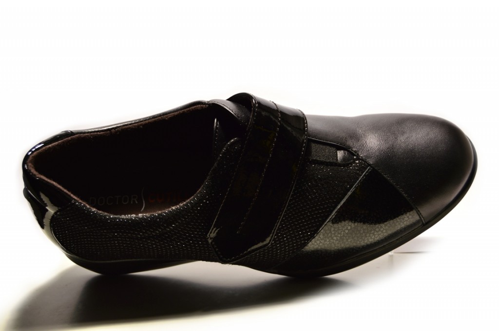 Doctor Cutillas Zapato ancho de mujer con doble velcro (50732)