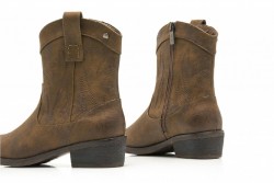 Botas camperas Mustang marrón-3