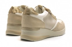 Deportivo casual Mustang 60027 beige cremallera-3