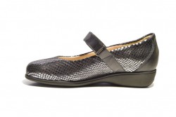 Mercedes Doctor Cutillas piel lycra plomo-3