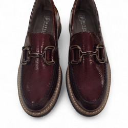 Mocasines Pitillos burdeos de charol para mujer-3