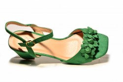 Sandalias verdes tacón bajo y ancho-2