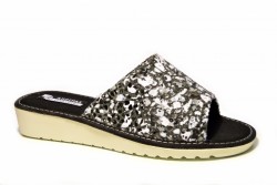 Zapatilla casa Andinas ligera negro-1