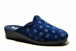 Zapatilla casa cuña azul marino corazones-1