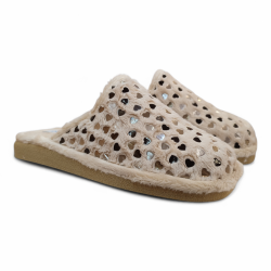 Zapatillas casa beige corazones para invierno-2