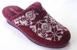Zapatillas casa Garzón cuña burdeos-1