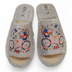 Zapatillas casa ZELS abiertas con suela blanda y no pesan