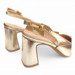 Zapatos Fiesta en Oro con punta cerrada y tacón-3