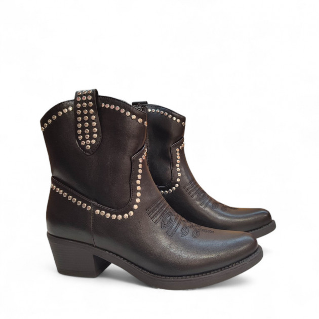 Botines camperos de chica con tachas en negro económicos-1