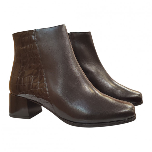 Botines con tacón Pitillos piel negros-1