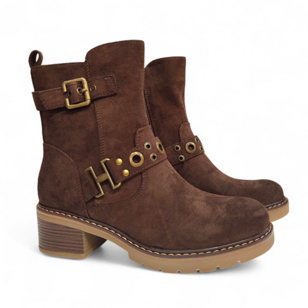 Botines marrón chocolate de rebajas con tacón bajo y tachas doradas -1