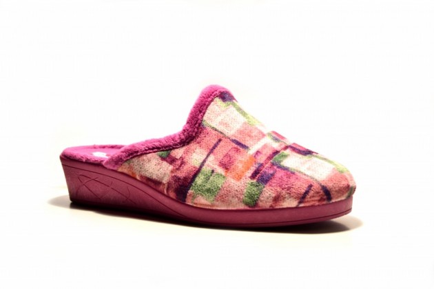 Zapatillas casa destalonadas cuña Andinas magenta-1