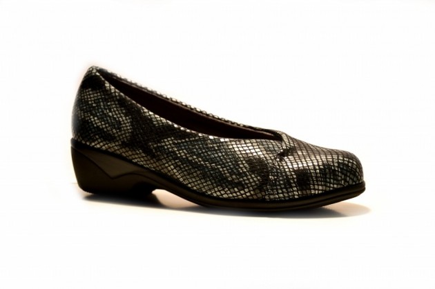 Zapato corte salón Puche negro-1