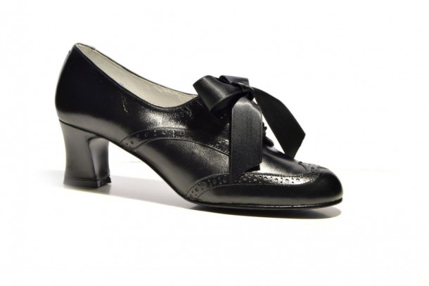 Zapato de Baturra oxford tacón piel negro-1