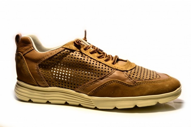 Zapato sport picado Clayan taupe-1